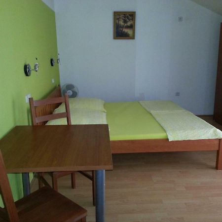 Villa Dora Biograd Na Moru Buitenkant foto
