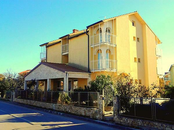 Villa Dora Biograd Na Moru Buitenkant foto